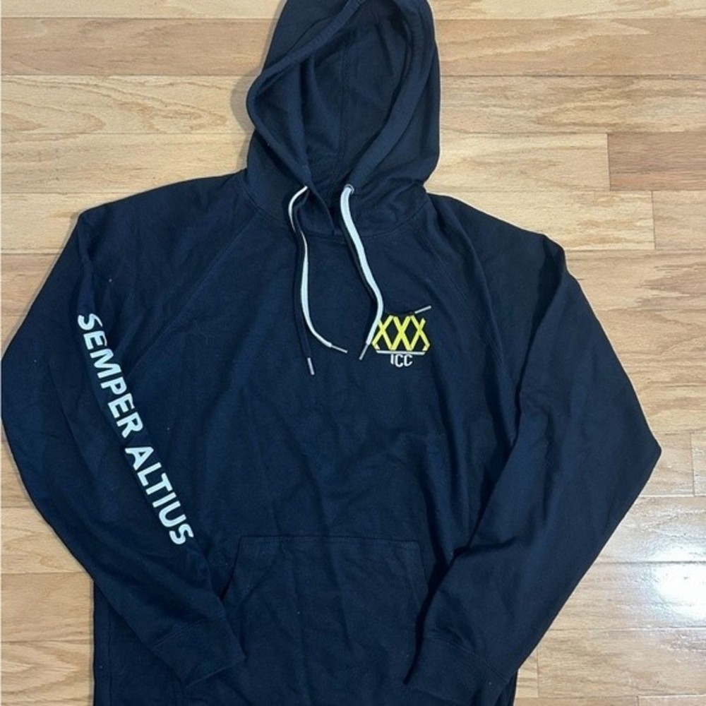 Lightweight men’s cotton hoodie size L